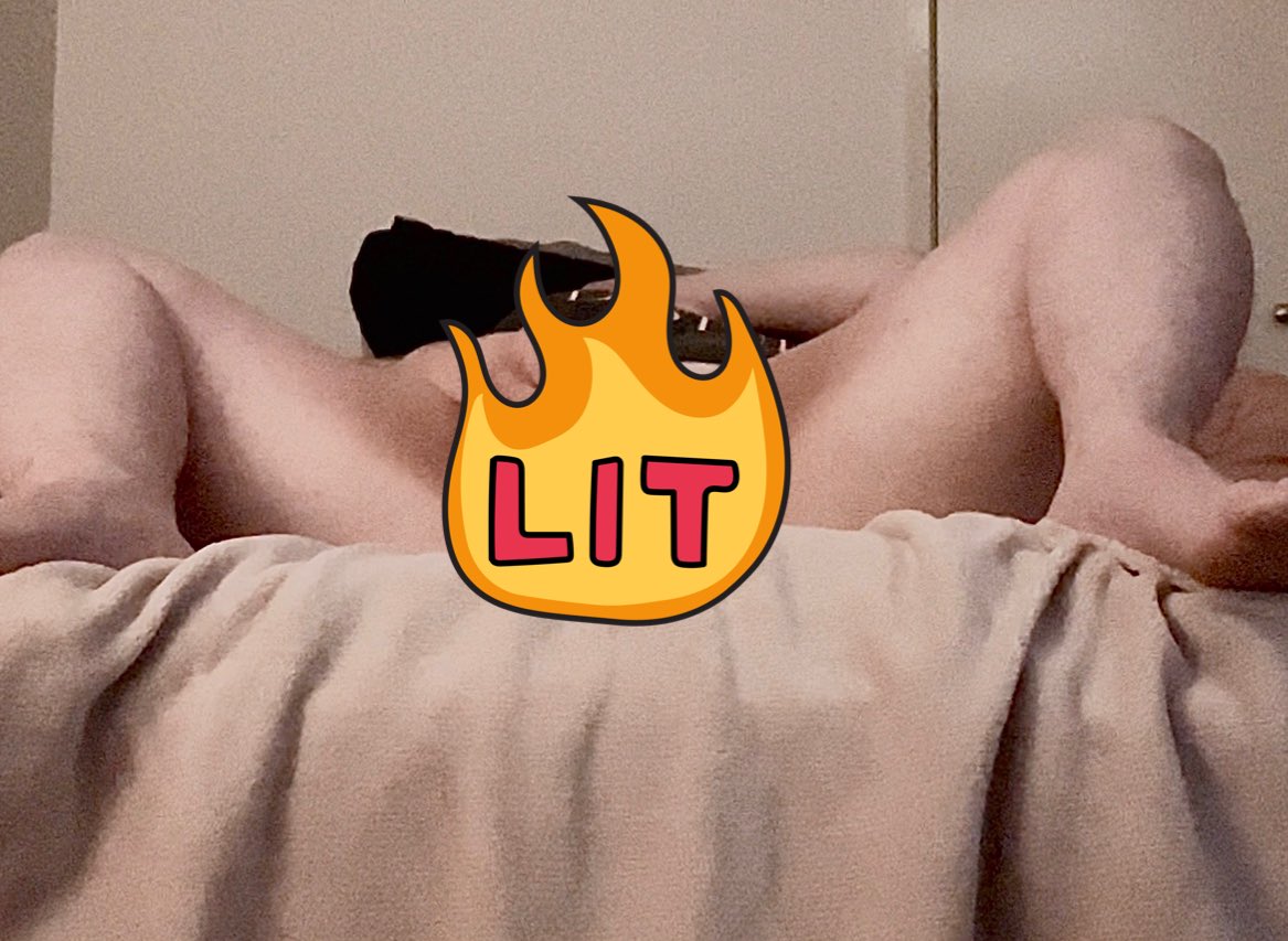 theasao2001's tweet photo. GRWM. click the link in my bio 🤭🤭 https://t.co/c4Qg8FtyQE