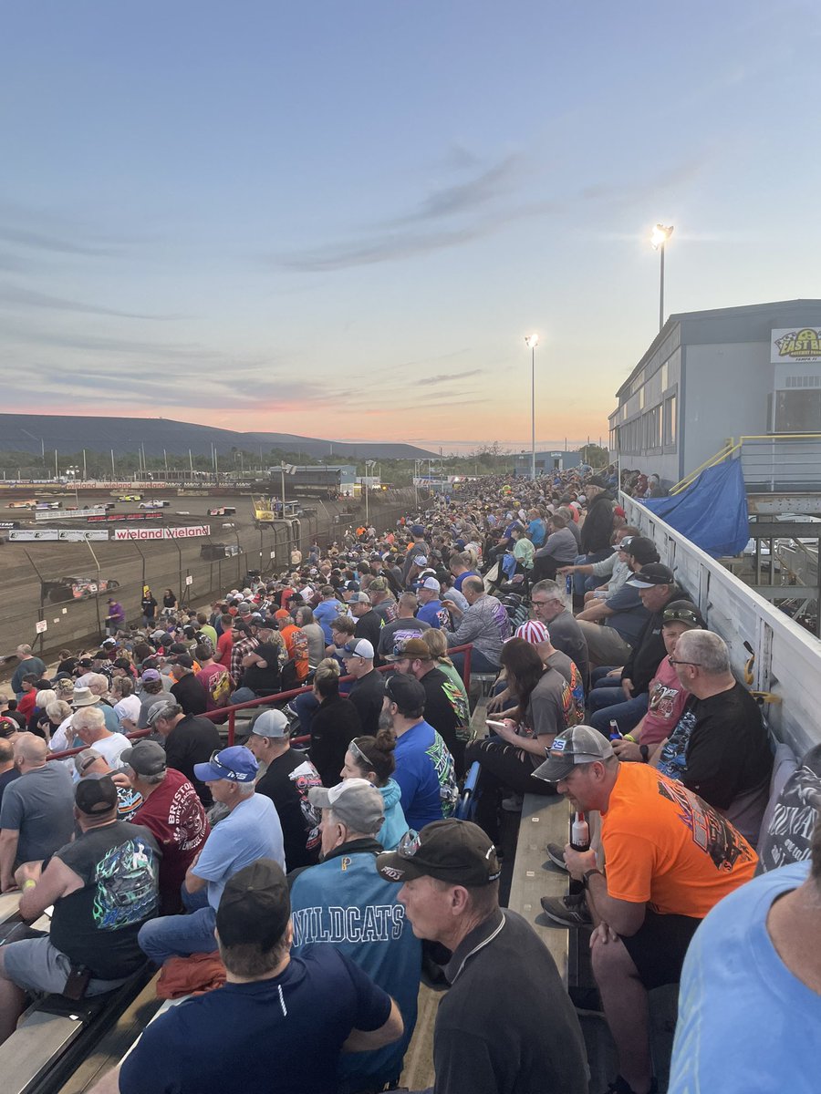 Wheel packing with a huge crowd is an awesome sight to see 😁😁😁<a href="/eastbayracepark/">East Bay Raceway</a> <a href="/lucasdirt/">#𝗟𝘂𝗰𝗮𝘀𝗗𝗶𝗿𝘁 🏁</a> <a href="/msrmafia/">Racing</a> <a href="/DustinJarrett/">Dustin Jarrett</a>