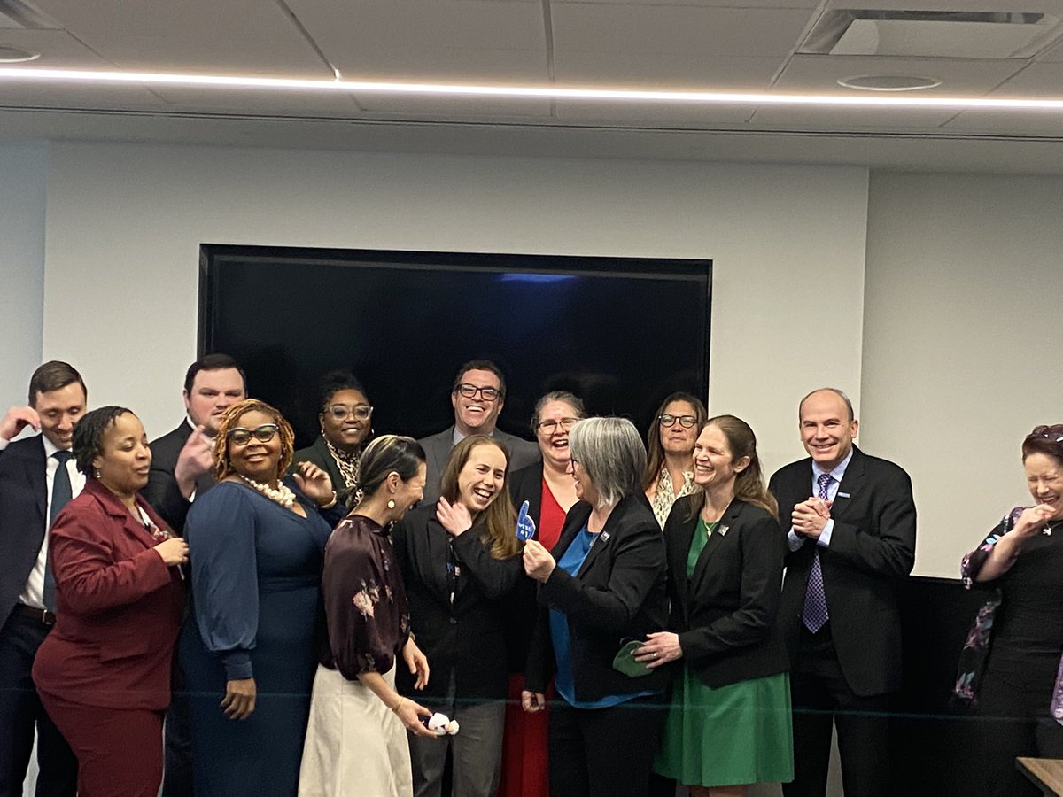 Find a group of people who challenge you to grow, to learn, and push you to make you better at your craft. If they make you laugh as well, even better. #Einsteinfellows22 midyear presentations in the books.