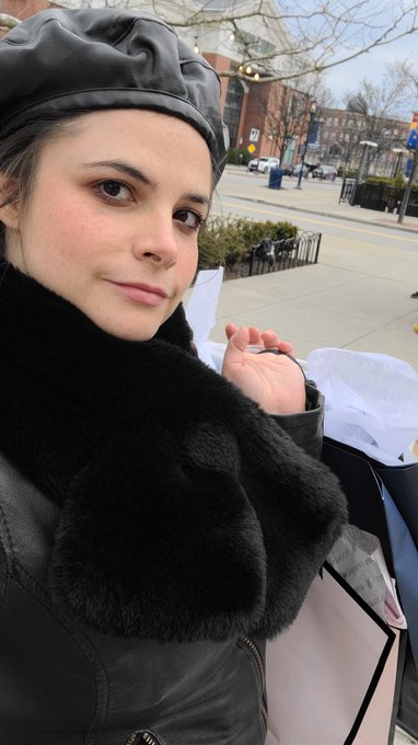 Absolutely spoiled today with a delicious leisurely lunch, and shopping trip.  ISO silent shopping bag<a href="/tag/medicalfetish"class="tags"><span>#medicalfetish</span></a><a href="/tag/naughtynurse"class="tags"><span>#naughtynurse</span></a><a href="/tag/nurseplay"class="tags"><span>#nurseplay</span></a><a href="/tag/medf"class="tags"><span>#medf</span></a>