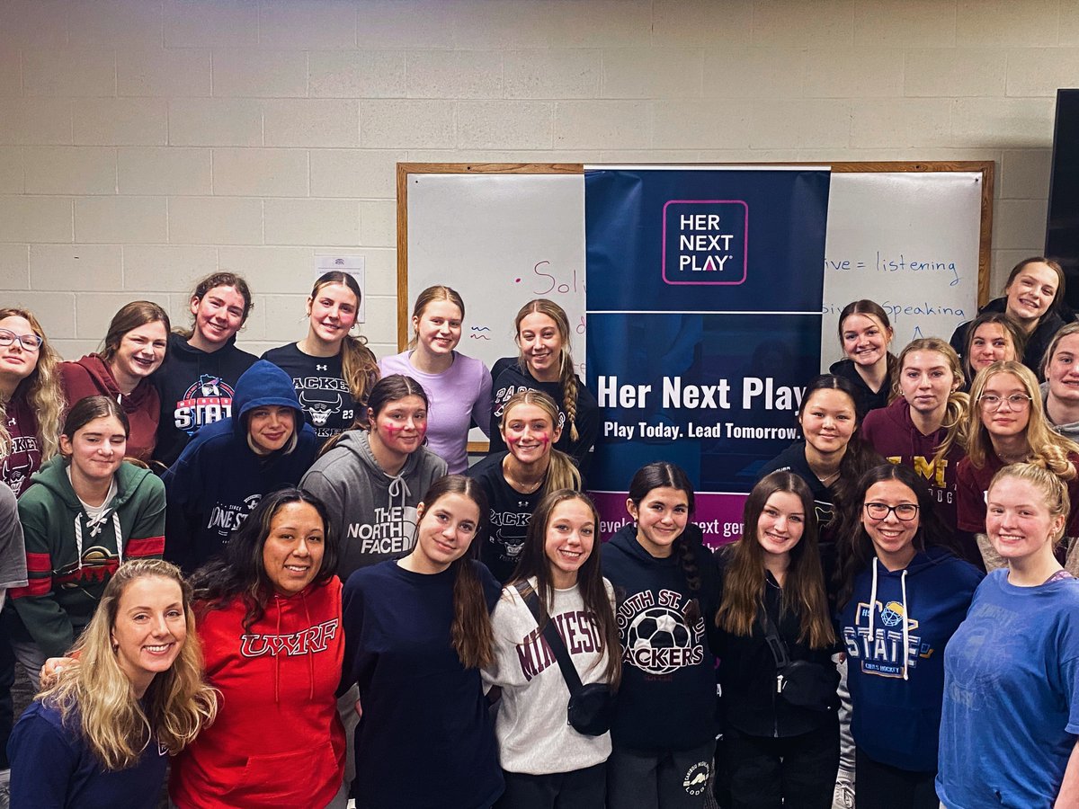 HerNextPlay's tweet photo. Workshop 3 Recap: That’s a wrap for us with SSP Girls Hockey for this season! At our workshop this past Monday, we talked about communication and did some activities to improve their skills. It’s been a joy working with this energetic group! #PlayBold! 🥅⛸️ #womenempowerment https://t.co/feDKM63h6l