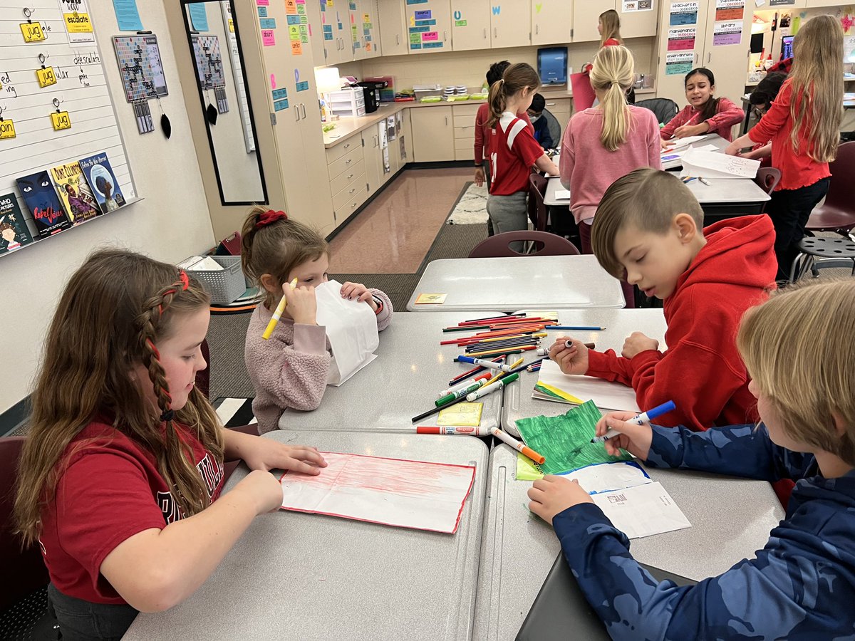 Getting ready for Valentine’s Day by making our bags with our buddies!

<a href="/SmokyRow1/">Smoky Row Elementary</a> <a href="/myccs/">Carmel Clay Schools</a>