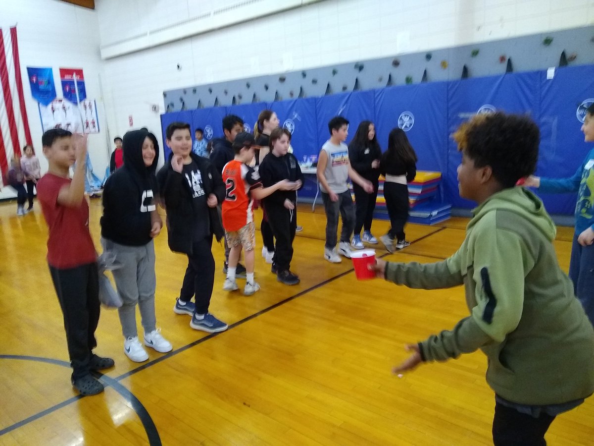 MsBray214's tweet photo. Cup toss! https://t.co/enliZAVBMj