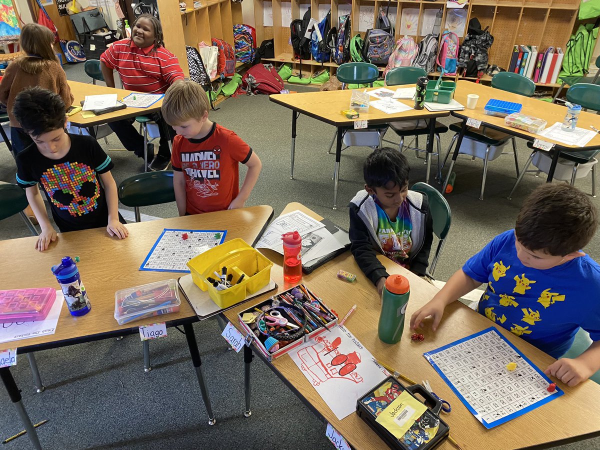 BullaFWES's tweet photo. We are 💯 days smarter! We celebrated by playing the race to 100 math game! https://t.co/iH22eJgekL