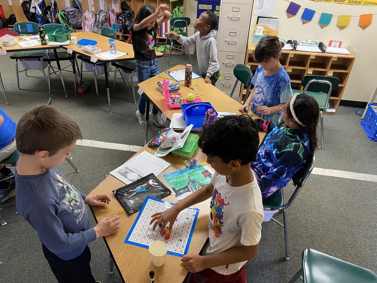 BullaFWES's tweet photo. We are 💯 days smarter! We celebrated by playing the race to 100 math game! https://t.co/iH22eJgekL