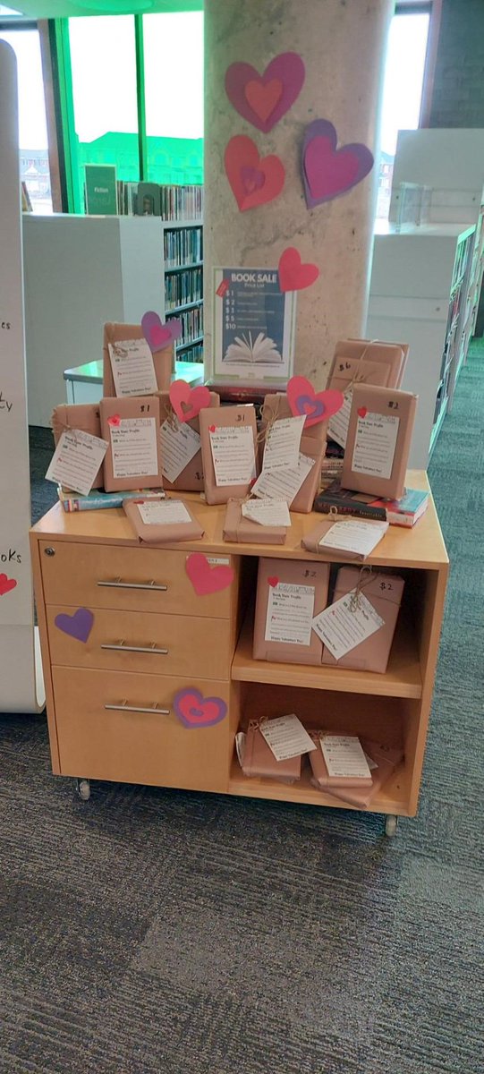 markhamlibrary's tweet photo. 💗Valentine's Day is coming up, how about a Blind Date with a Book? Check out our display at Cornell Library.
#librarytime #valentinesday #markhampubliclibrary #libraryfun #librarydisplay #blinddatewithabook #lovetoread https://t.co/L7akDy268u