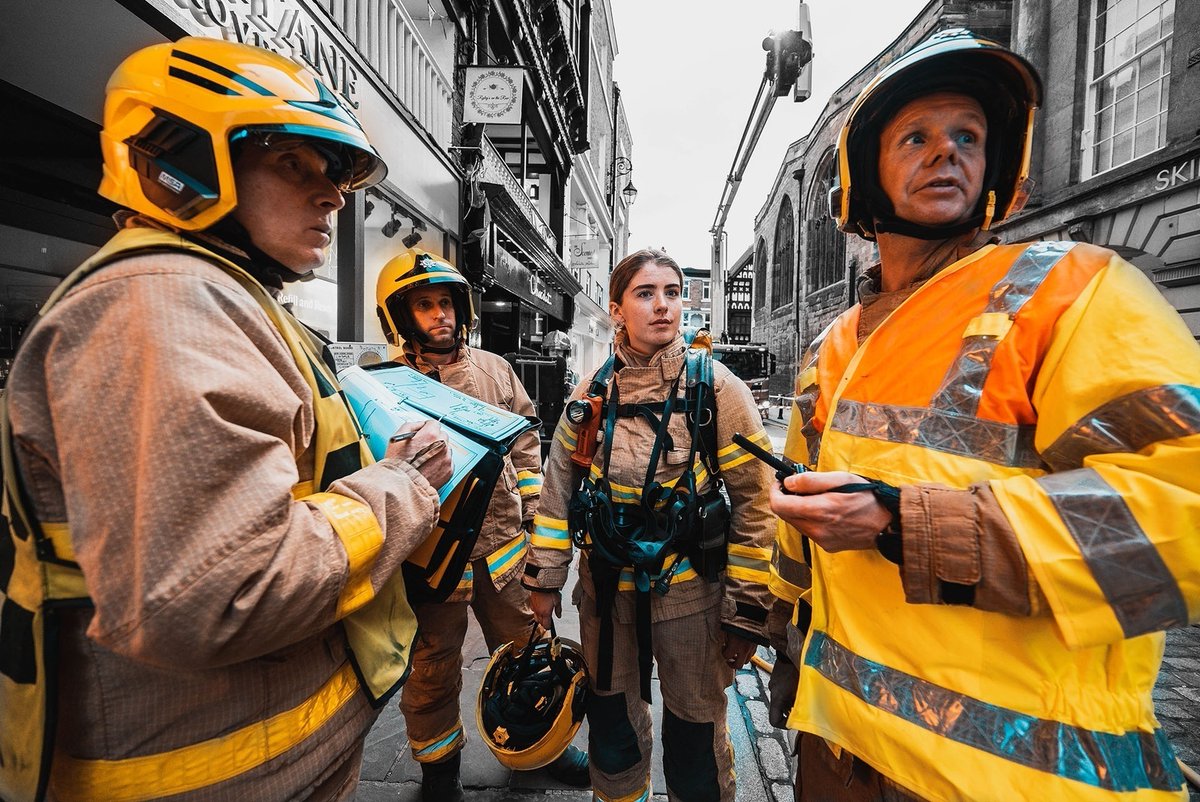 𝗥𝗘𝗠𝗜𝗡𝗗𝗘𝗥 | Wholetime firefighter recruitment opens on Monday (13 February) at 10am.

It will close on Tuesday 21 February at 4pm.

For more information please visit 👉 orlo.uk/askic