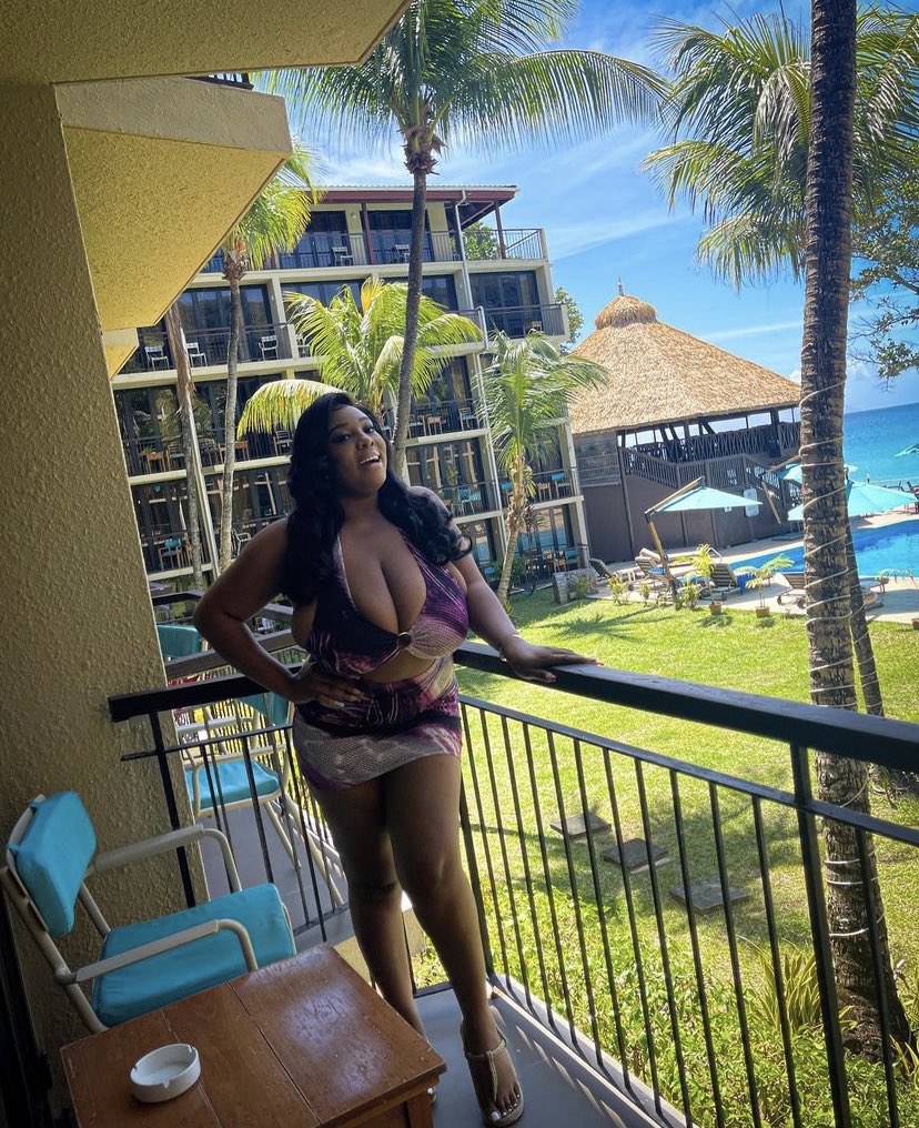 Some simple life are always good 👍 be all happy all day