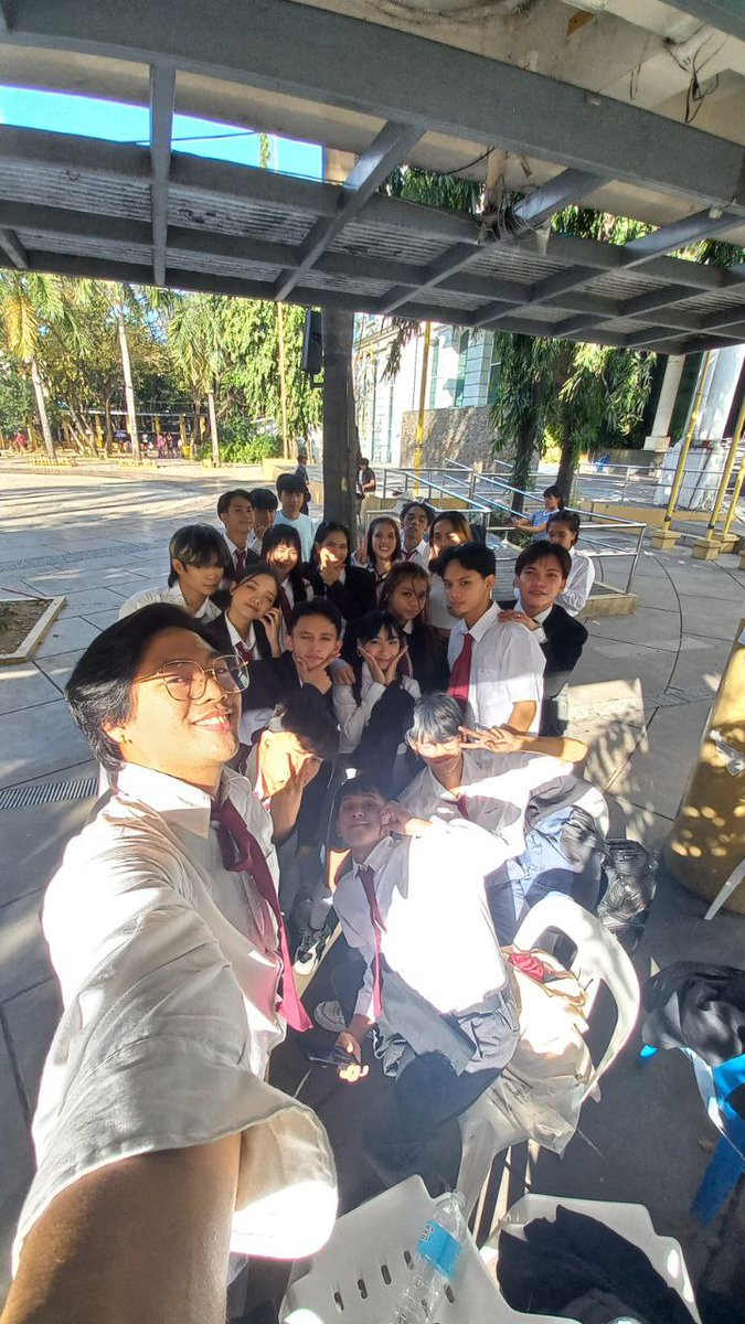 ryanchii_'s tweet photo. Xtra photos from our Take My Hand videoshoot 💗
Watch our TMH Dance Cover here: 
📌 https://t.co/MMFtjg7s9f

#DreamMaker #DreamMakerTop16 #TakeMyHand #DMTakeMyHandChallenge https://t.co/iET1dHEgje