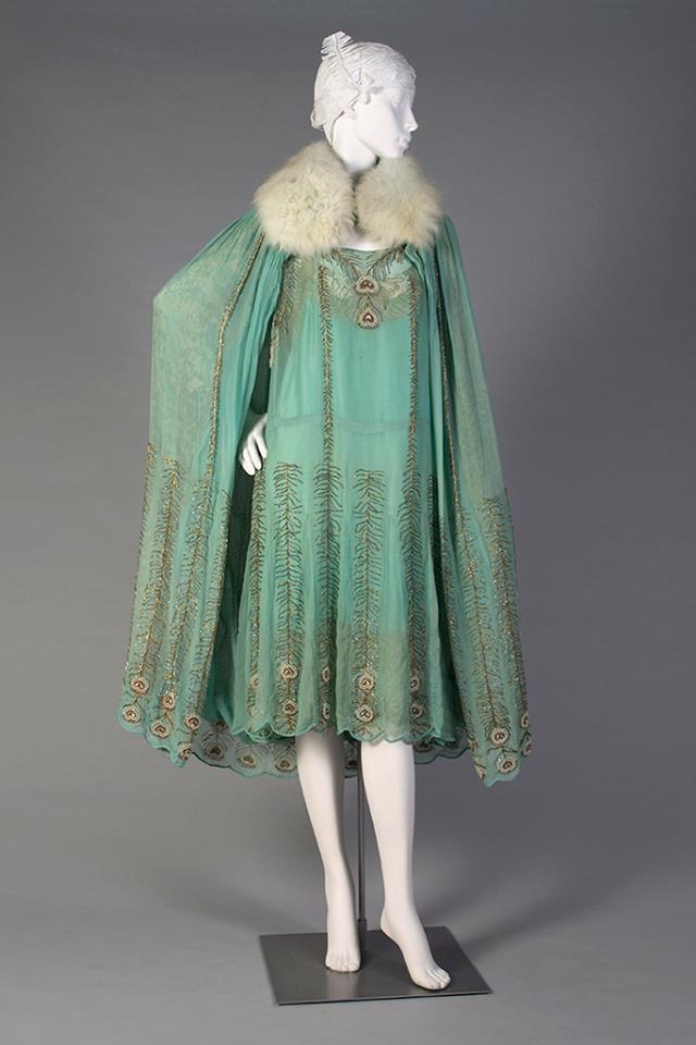Evening ensemble, 1920s. Kent State University Museum.