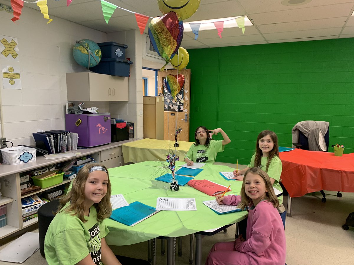 andreafilip tweet media