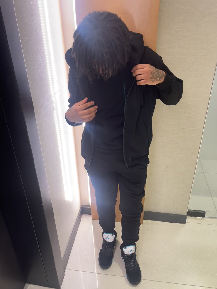 OT4_ODAWG's tweet photo. Been tryna heal ❤️‍🩹for months but ion think I’m doing this shit right 💯  #LLJugg🕊️💯 https://t.co/74w9wQaxGy