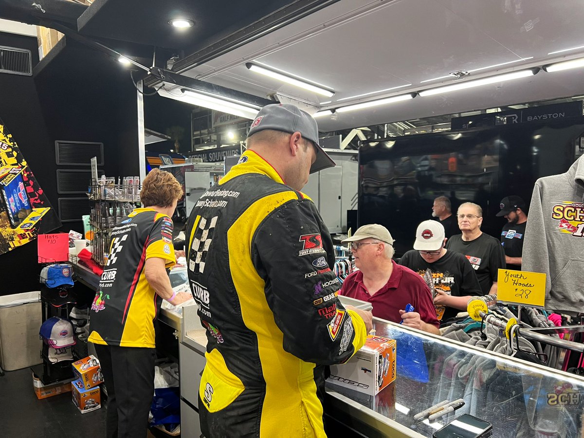 DonnySchatz's tweet photo. If you’re at @VolusiaSpeedway waiting out the 🌧️, come by the merchandise trailer… Donny’s signing autographs! @WorldofOutlaws @TonyStewart_Rcg @DIRTcarNats https://t.co/rrE0NdU4Gt