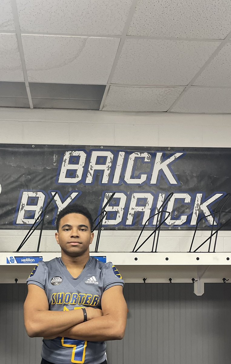 I had a great visit today at Shorter University <a href="/coachmorrison58/">Zach Morrison</a> <a href="/Dcanes40Lucas/">Derrick Lucas</a> @EAGLE_Football1 <a href="/CoachPleasant11/">Coach Pleasant</a>
