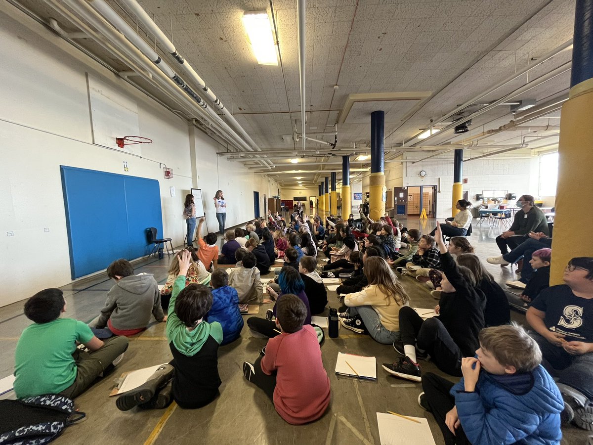 Mr. Wolfe tweet media