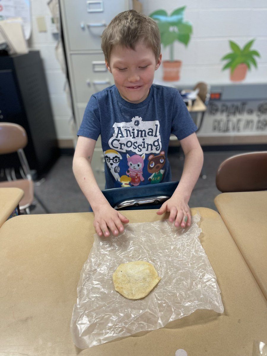 Mrs. Roth's Class tweet media