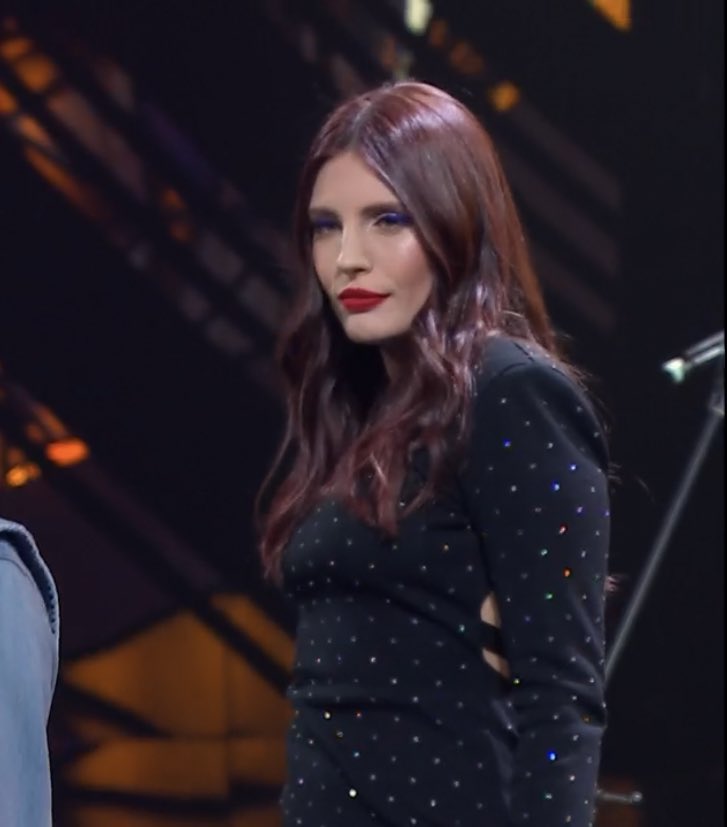 everavenn's tweet photo. vivo un sogno erotico 
#Sanremo2023 https://t.co/2gsJ6znWyg
