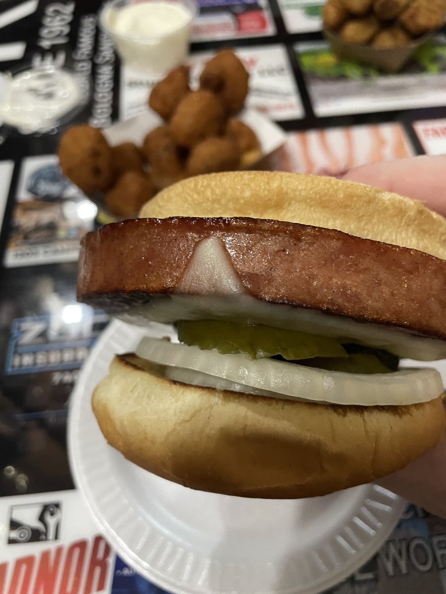 Gleason Adventure tweet media