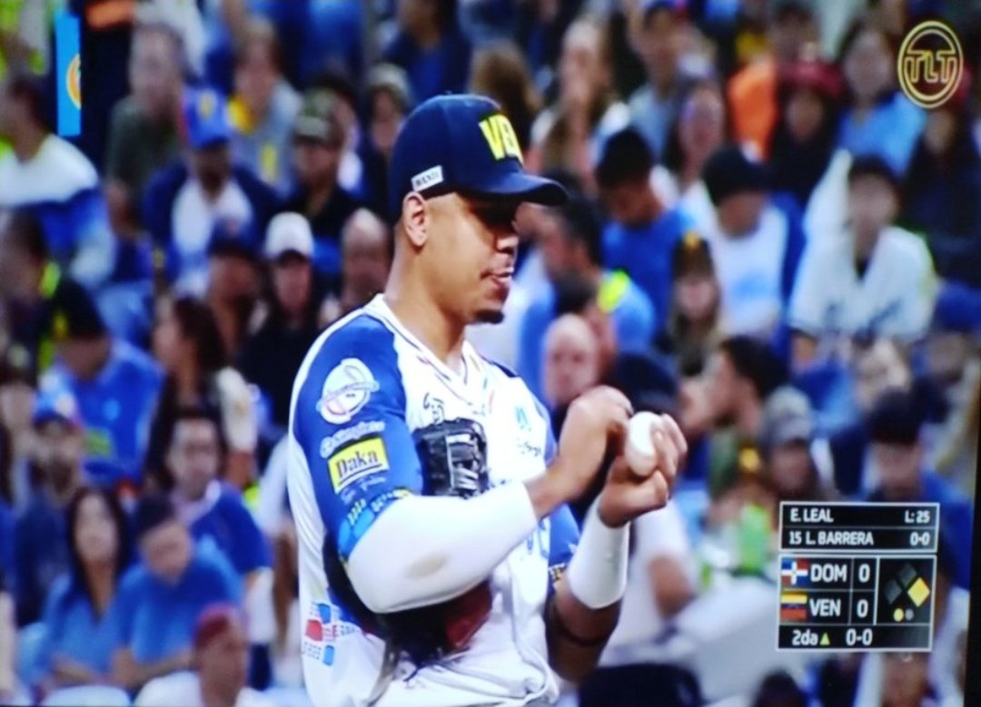 #10Feb | Gana #Venezuela <a href="/johanitakenpo/">Joana Sánchez</a> 4x2 en Sintonía #SDCxTLT Saludos desde #MunicipioMariño #EdoAragua
#VenezuelaCampeón #SerieDelCaribeGranCaracas #SiSePuede Gana Venezuela #ConJoanaSanchez  #SDCxTLT