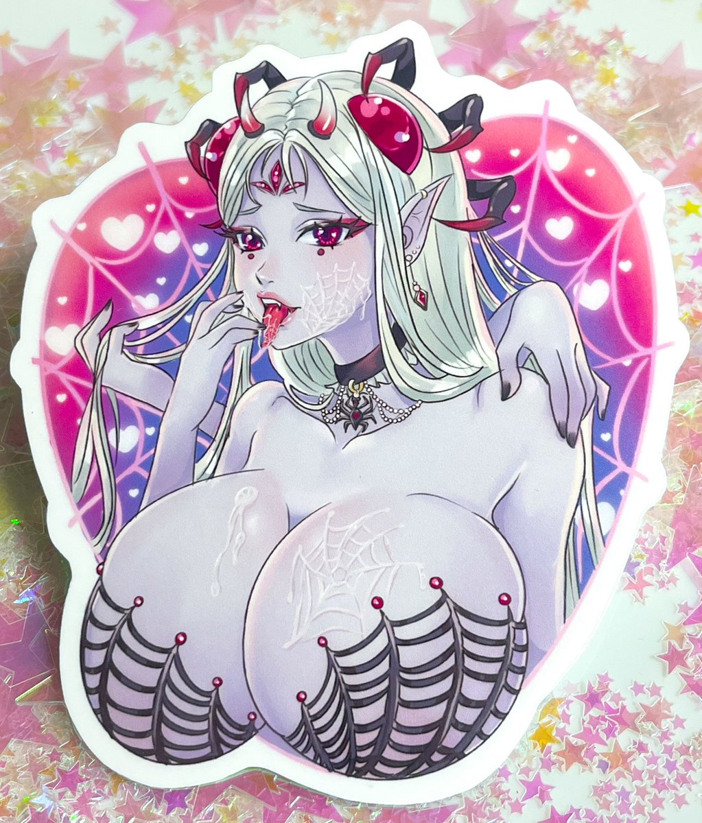 AmandaDarkoArt3's tweet photo. 4 new stickers are now available
Older patreon stickers now available to the public. https://t.co/zO9GqzBsBy
There’s only 1 Big tiddy Kumoka available.
#kumoka #gothicc #spiderqueen #akuramen #sendnoods #gexette #lumine #moth #art https://t.co/dh4PtcelnW