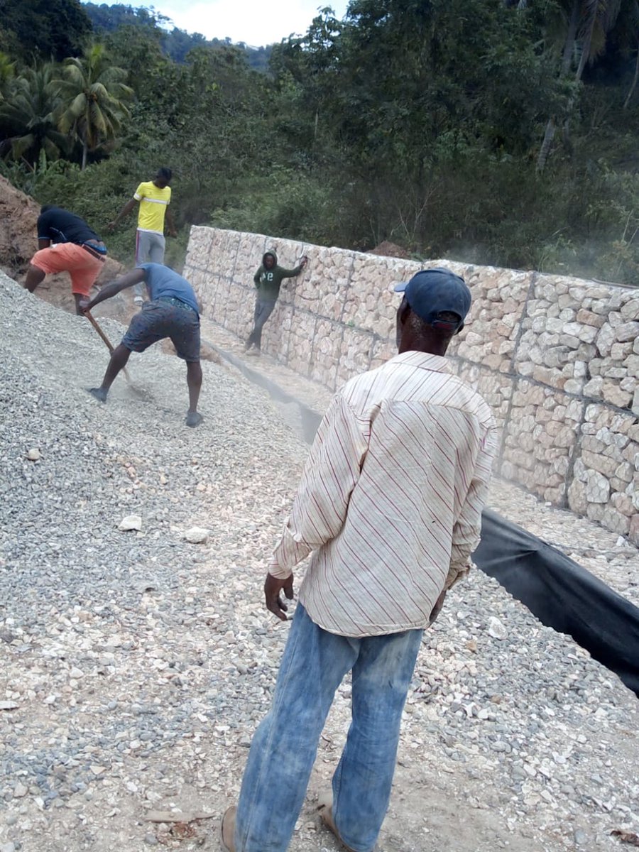 julietcuthbert's tweet photo. Retaining wall for the park, just another week to go. There is so much I want to do for communities! #Greenspace #Community #MP #TPDCO https://t.co/EYnBCt7h5W