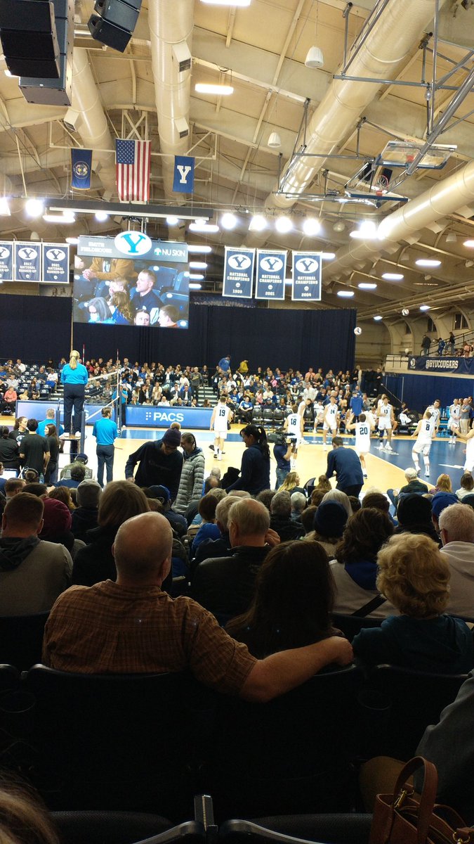 We are so excited to be back tonight  with @BYUvolleyball ! Would be perfect if we also had some #brickovenpizza. #byumvb Go cougs! B-11-12
