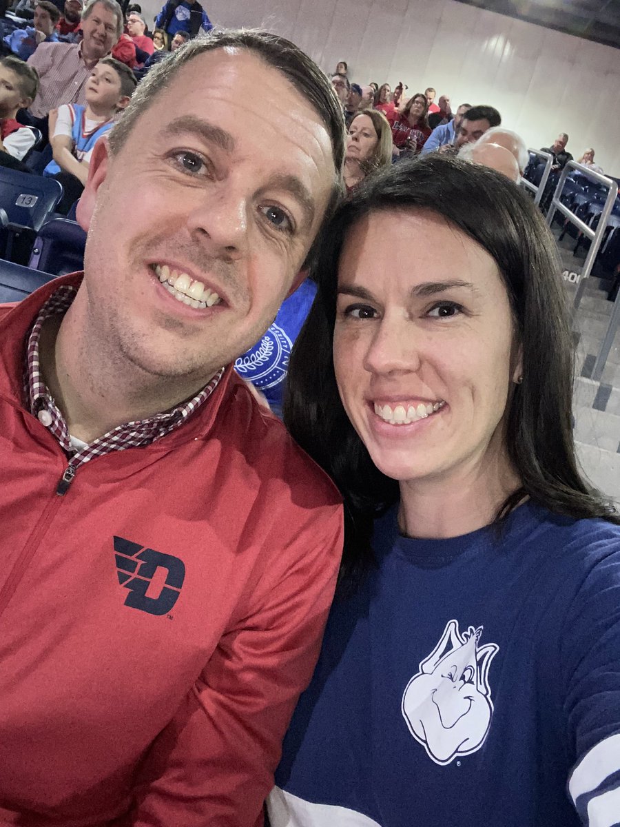 EricIhlendorf's tweet photo. A house divided. Go Flyers!! #dayton6th https://t.co/qcOc6sW138