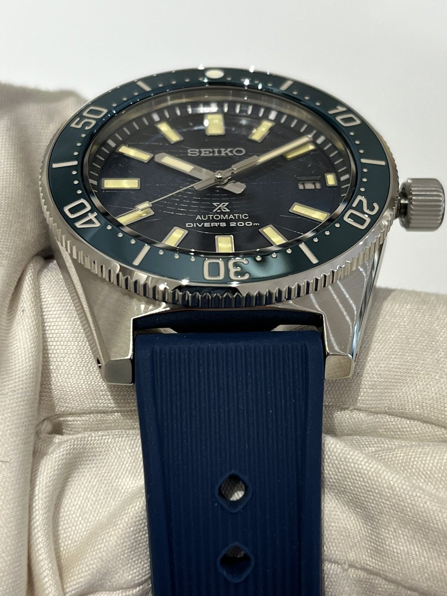 NAKANIWA_WATCH's tweet photo. 1965メカニカルダイバーズ現代デザイン限定モデル入荷しました⌚️✨古代より航海に使用されてきた天体観測器「アストロラーベ」が得意とするブルーカラーで表現。
カッコ良すぎます😆
#PROSPEX #プロスペックス #SBDX053 #SEIKO #アストロラーベ https://t.co/M2EuUhKyGM