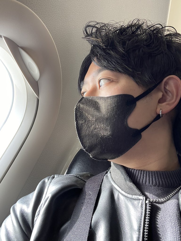 tremo11's tweet photo. 名古屋いっきまーす✈️ https://t.co/qqs0sTjyGw