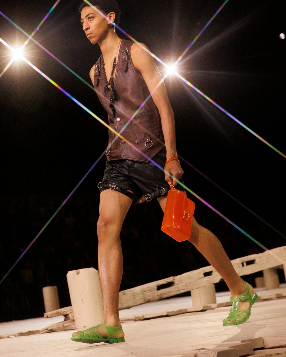 Coach's tweet photo. Jelly was ✨ the moment ✨on the #CoachSpring23 runway. Making us wonder: what will be the star of #CoachFall23? (PSA: our jelly bags and sandals arrive in stores on 3/2.) #NYFW #CoachNY https://t.co/KdP9DlKHYl