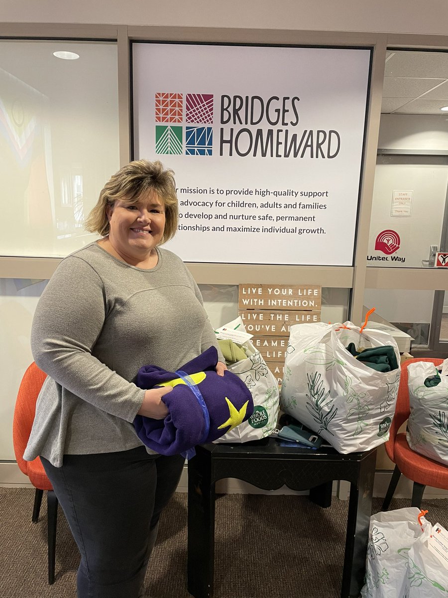 Watching the reaction of people when we deliver gifts made by volunteers at MHH365 is pretty fab. But the best part of delivery day is that we get to say hello to the amazing people who are working so hard every day to take such good care of those in need. <a href="/bridgeshomeward/">Bridges Homeward</a>