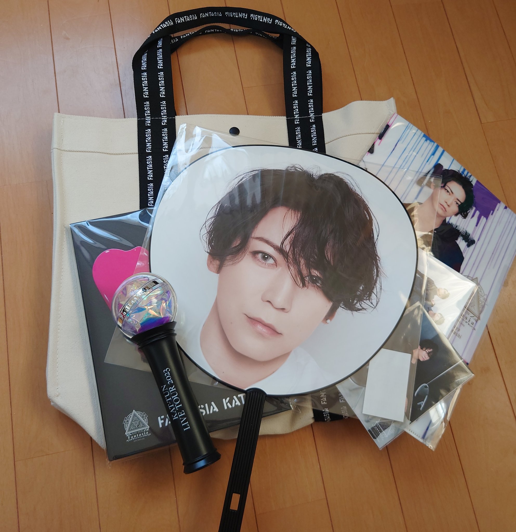 Fopi5HRaQAACIh3?format=jpg&name=large