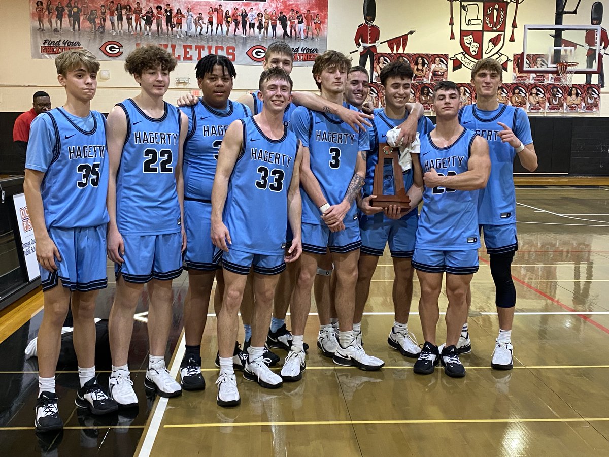 BBB - Huskies post a 39-36 win over Colonial to claim the 7AD4 title!! Go Huskies!!