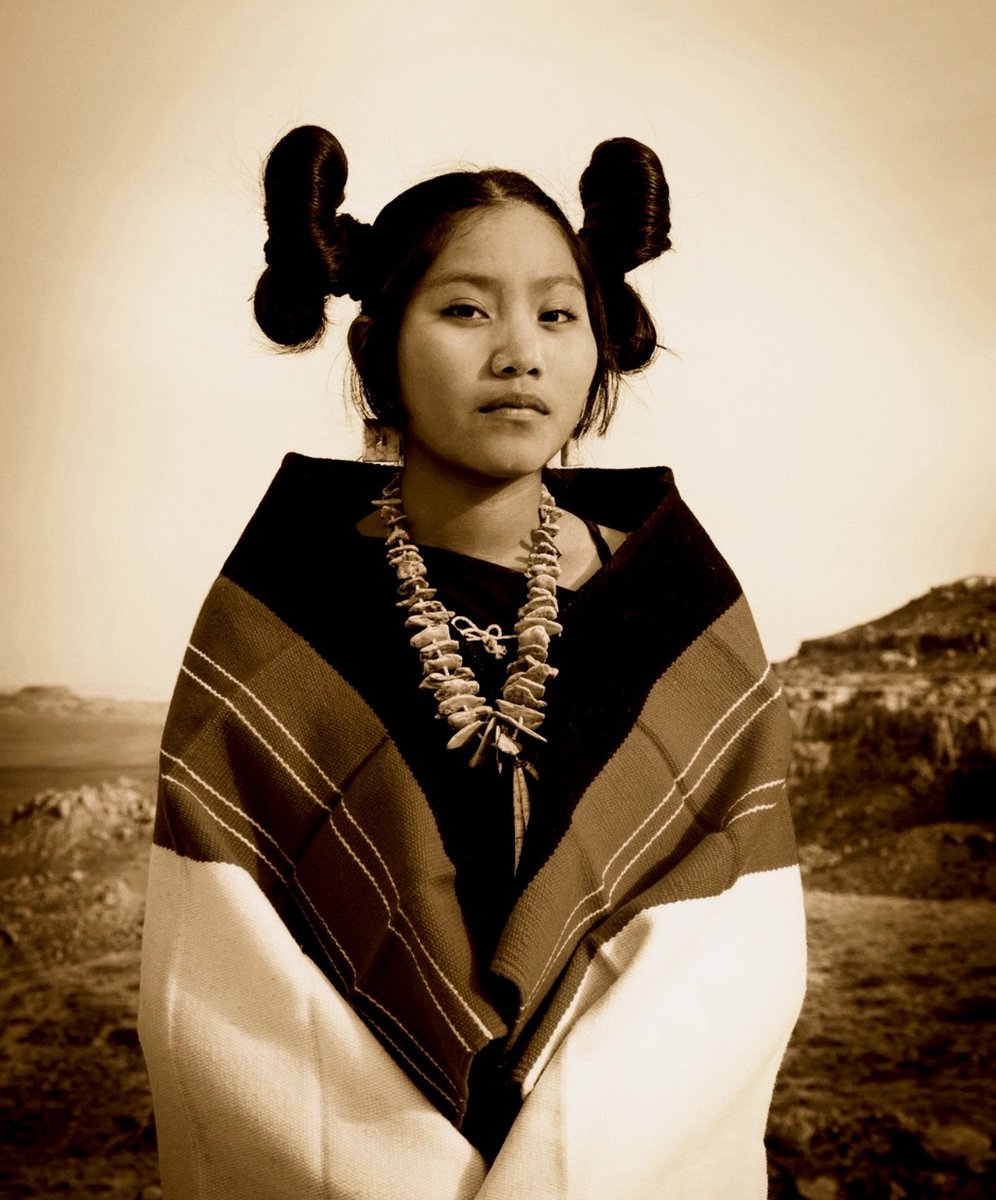 “As great as is the light above us, greater by far is the light within.”~Hopi ✨