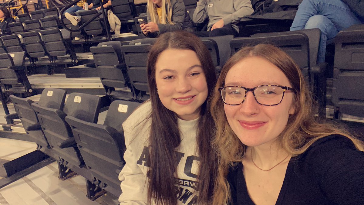 Madisonk_2018's tweet photo. #FightForIowa https://t.co/CwIySolEV8