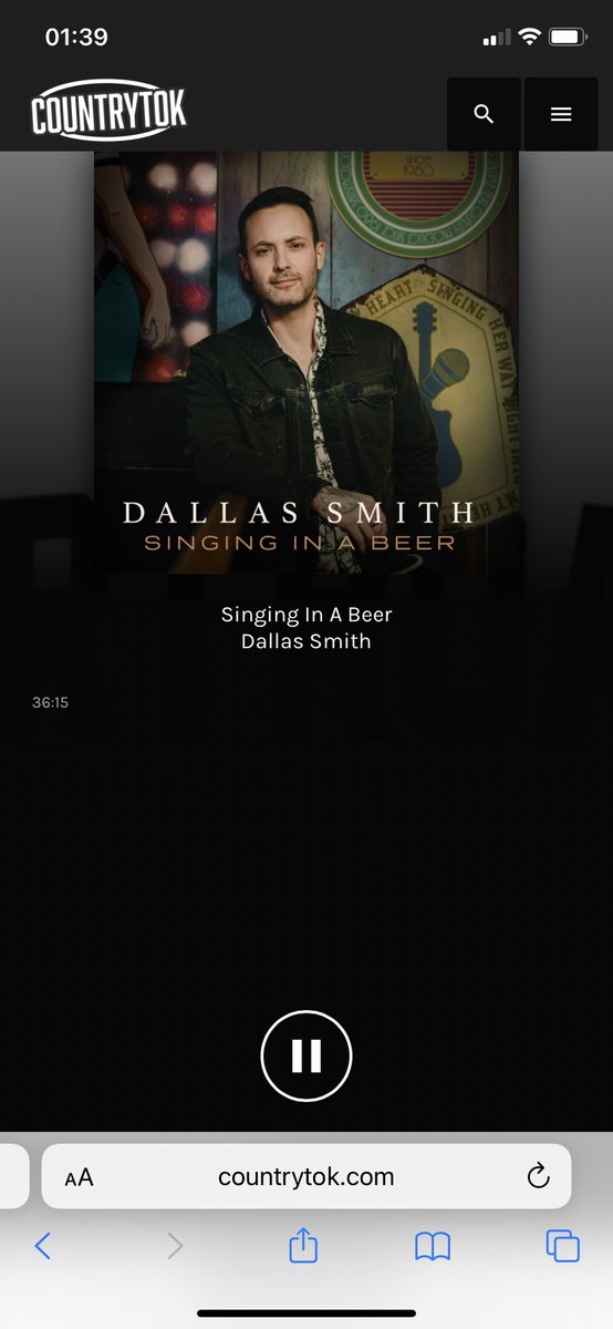 Seanie86914306's tweet photo. Listening To “Singing In A Bar” By @dallassmith On @DirtRoadFMLive #NewMusicRoundup 🙌🙌 https://t.co/z5i7KGJgET