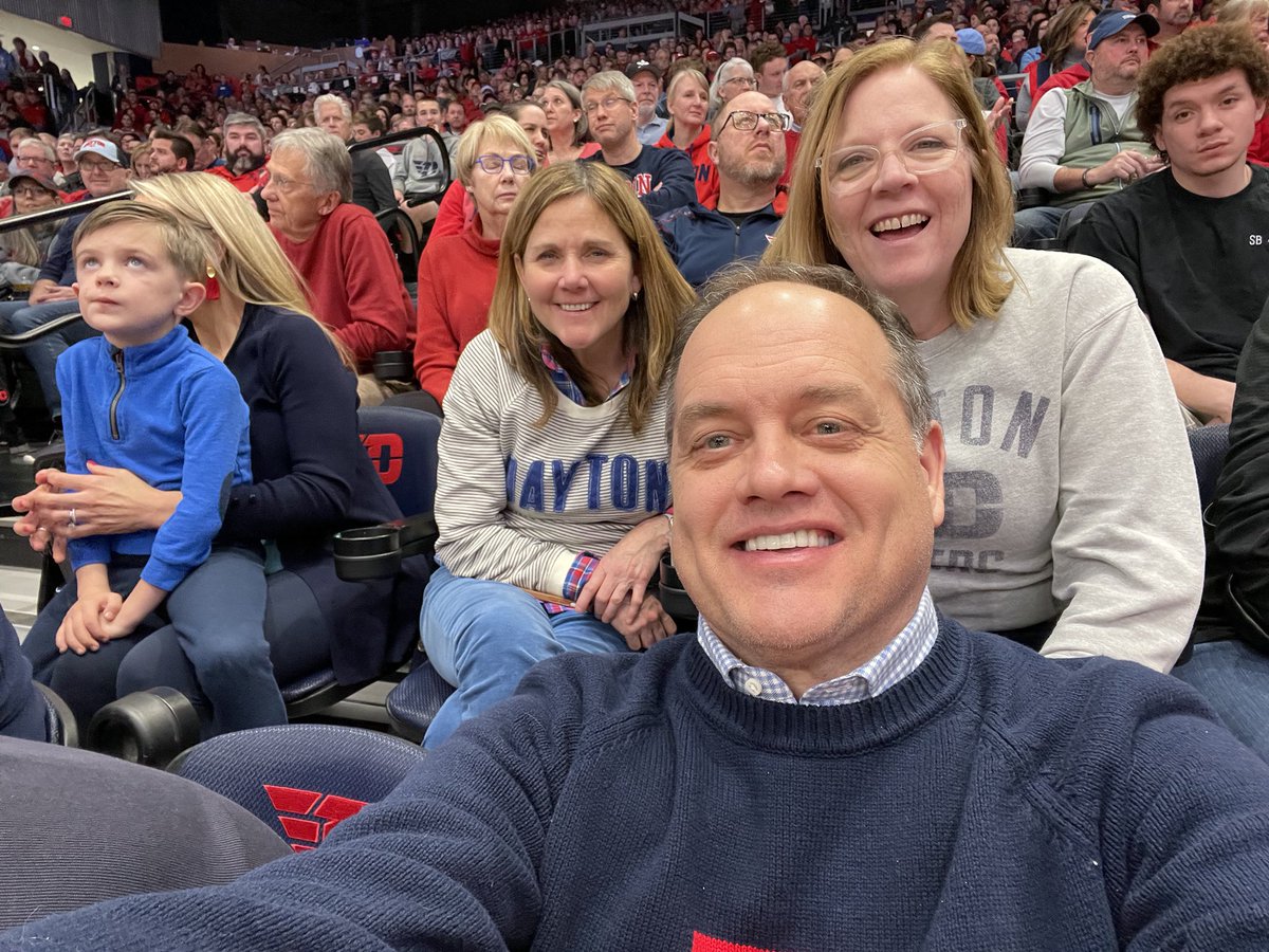 Let’s go flyers. #dayton6th