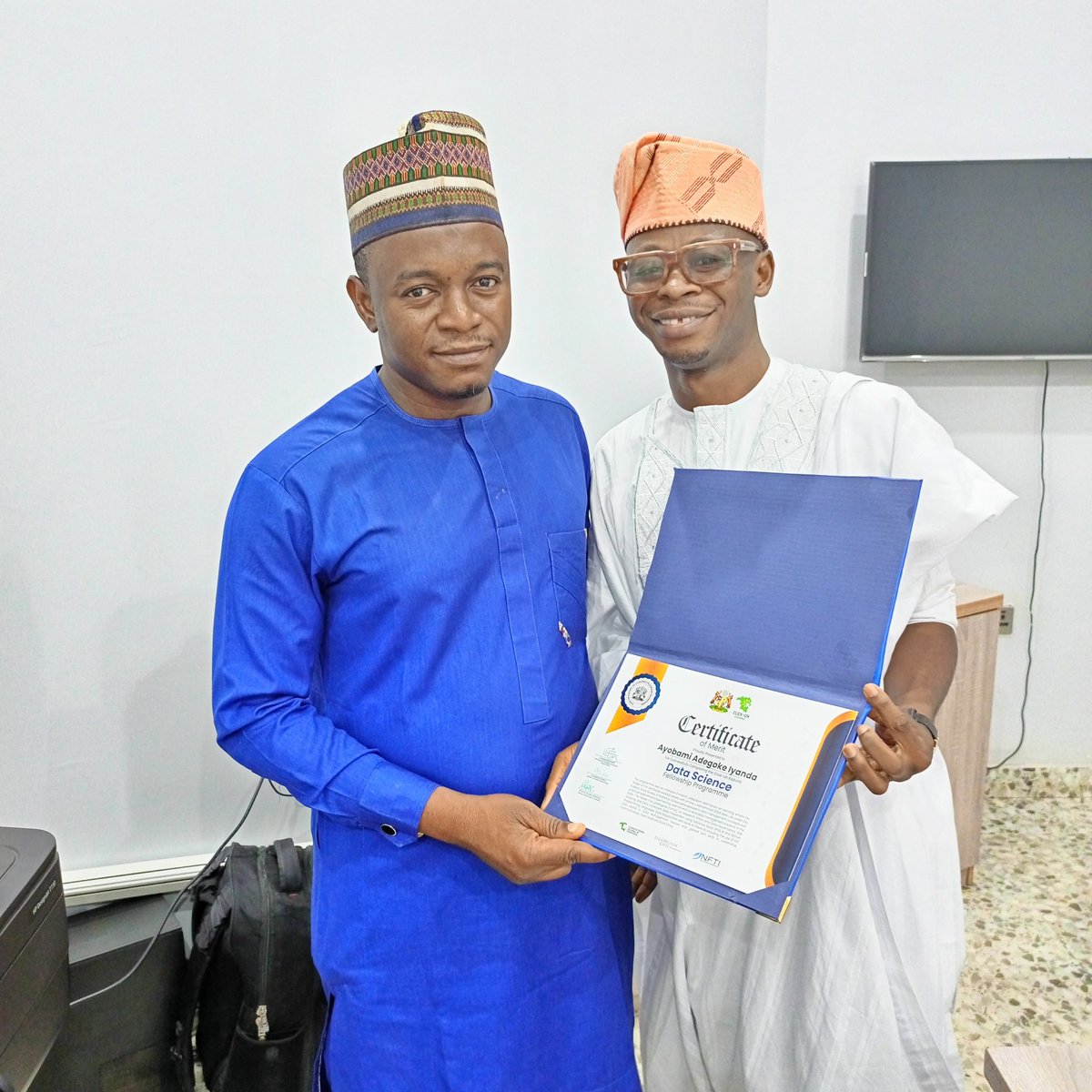 Iyandayobami's tweet image. I acknowledged the impact of these great people, their continuous support and mentorship since my service year in 2018 with the Bureau. 

I am happy that I made you proud!
Nagode. 

#clickonkadunaDSFP 
#datasciencefellow
#dataScientist