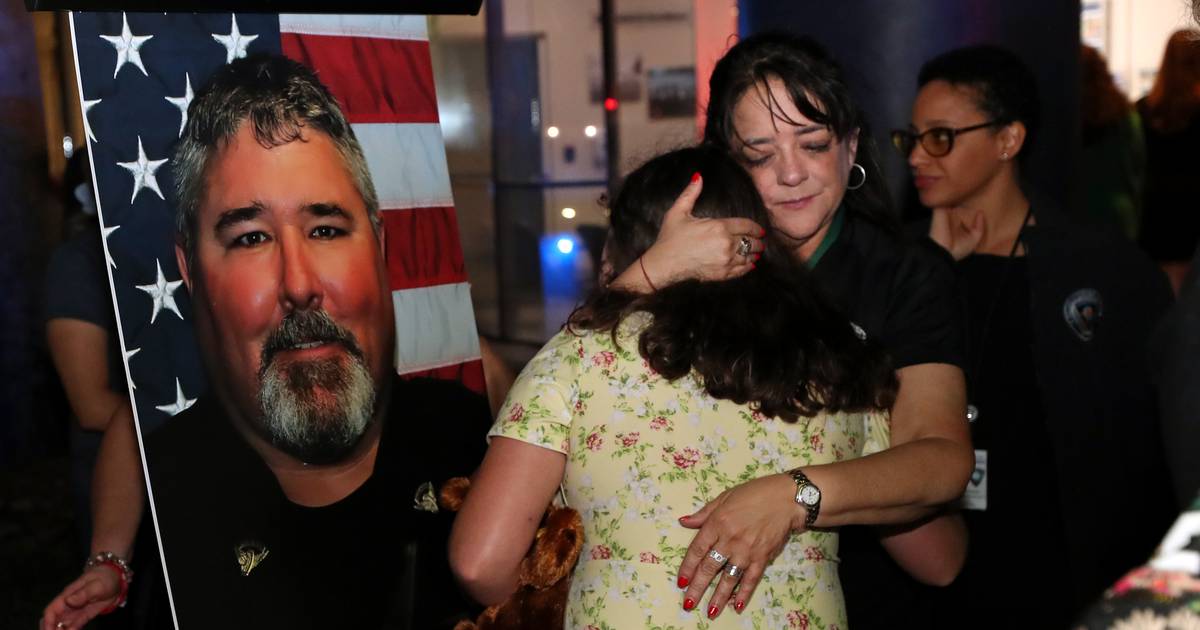 South Florida Sun Sentinel on Twitter "Pembroke Pines Police Officer