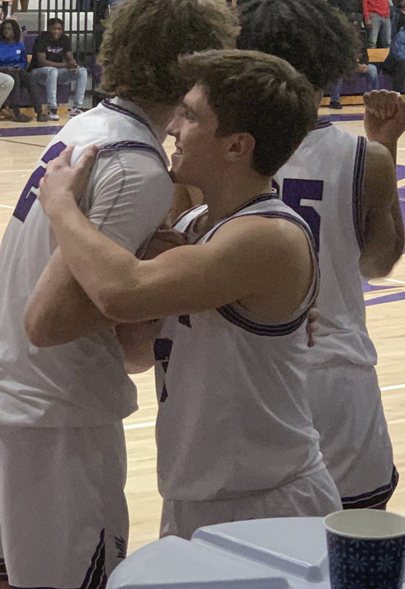 dqhodge's tweet image. Congrats @ConnorHowell04 on senior night. Filled stat sheet points rebounds assist and fouls. LOL Way to close it out with a win!!! @nghs_basketball