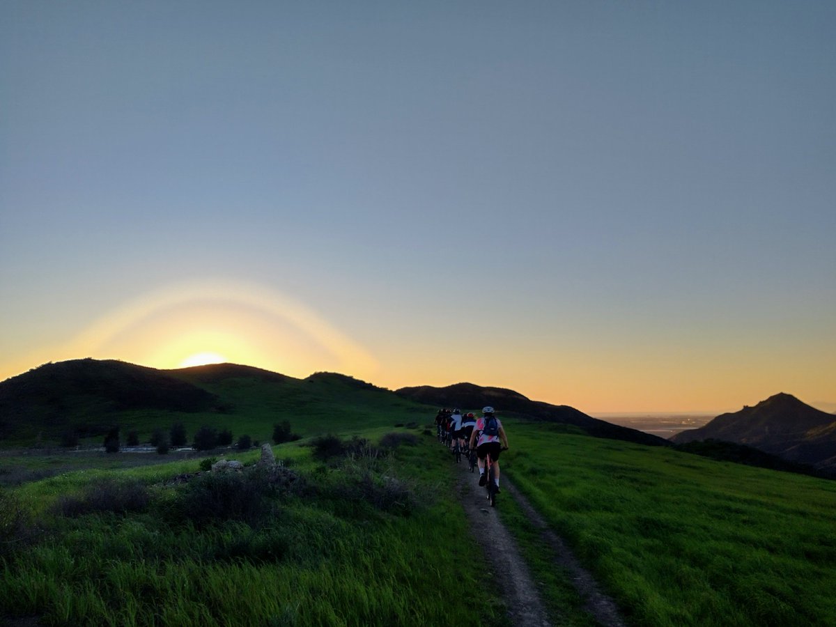 cmgrowell's tweet photo. 120 local athletes and over 30 volunteer coaches of the NPHS #MTB team have been working hard for two months, preparing for our first race this weekend. We'll join over 800 kids from more than 70 SoCal teams in 2 days of racing at Lake Perris. Biking is big. #morekidsonbikes https://t.co/wUxgILxbFn