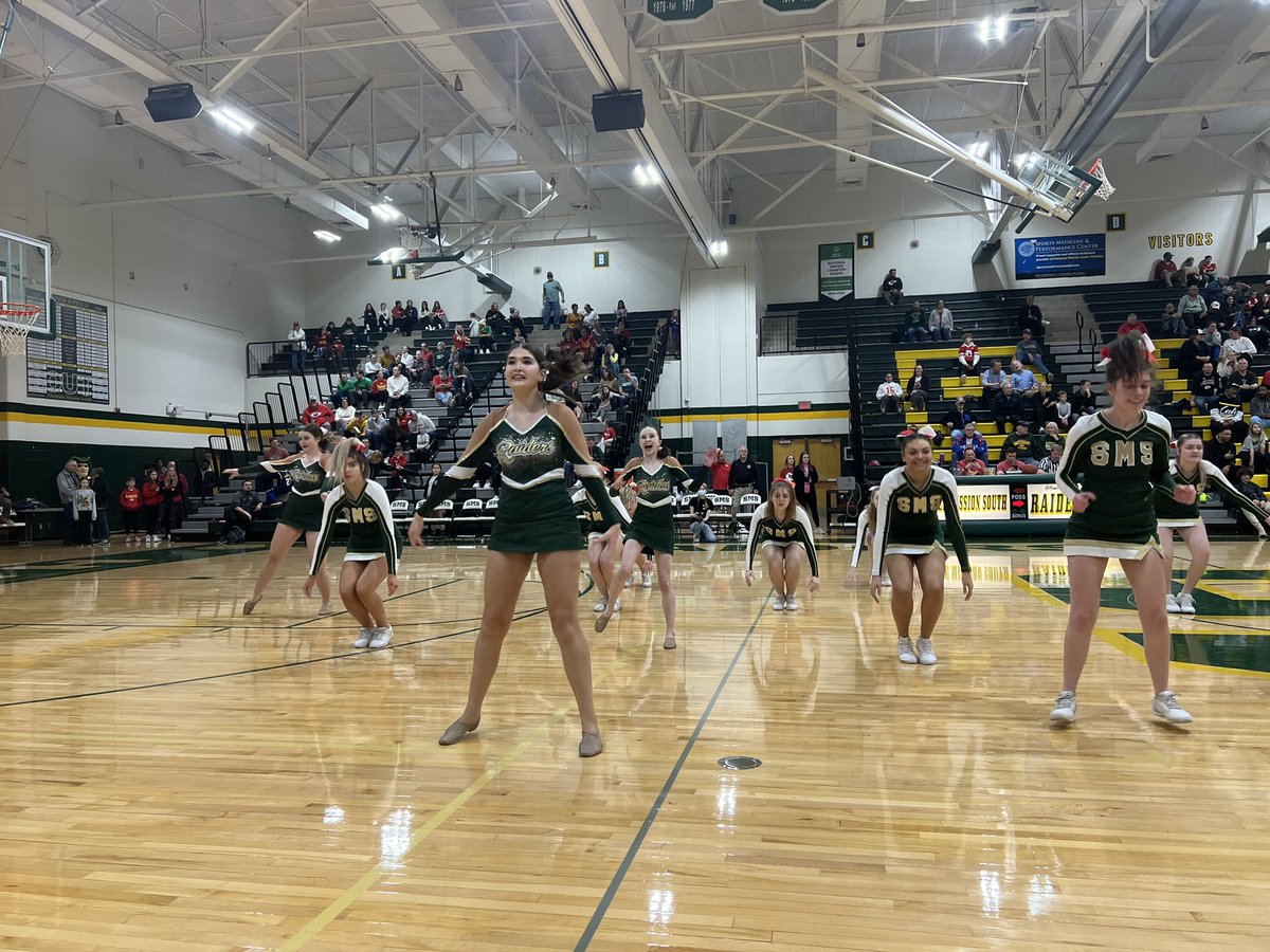 Thank you <a href="/SMS_PACE/">SMS Pacesetters</a> <a href="/SMSCheerBooster/">SMS Cheer Booster Club</a> for a great halftime performance <a href="/SMSouthTDain/">Dr. Todd Dain</a>