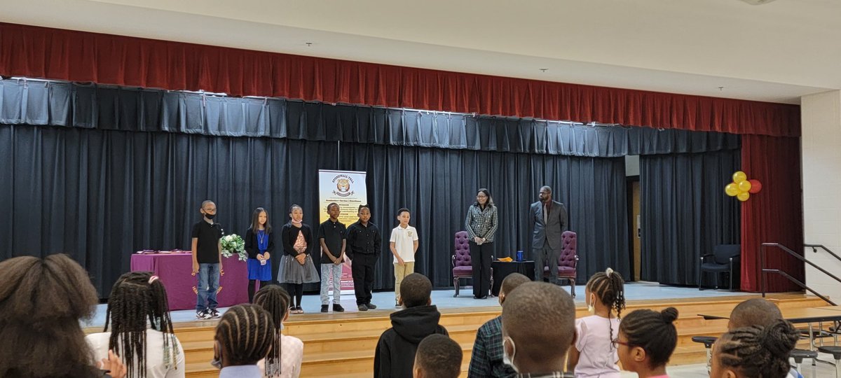 GraceloveDr's tweet photo. It's Awards Day at Stonewall Tell ES. Congratulations to Principal Porter, AP Latimore, teachers & scholars on their hard work and academic achievement! @NPorter17 @aplatimore #distinguishedschool
#zone3excellence
#IBWorldSchool
#excellencealldayeveryday https://t.co/OMGndAcf36
