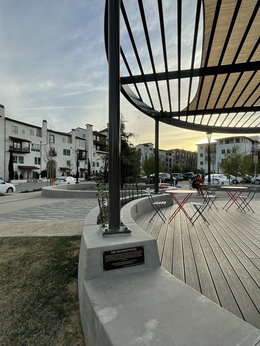 @pasadena4vanhalen tweet media