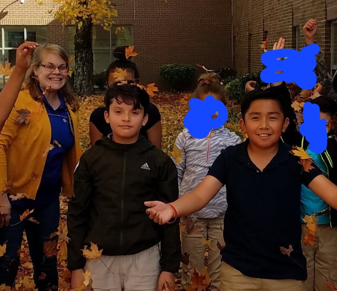 MrsDaysClass1's tweet photo. "Our fingerprints don't fade from the lives we touch." -Judy Blume

I had the privilege of watching these 2 young men play soccer tonight. I taught them 3rd,4th, &amp; 5th grades &amp; now they're in HS, still friends, play together, &amp; are excelling! Beautiful! #classroomsarefamiliestoo https://t.co/Vt4Em9zO19