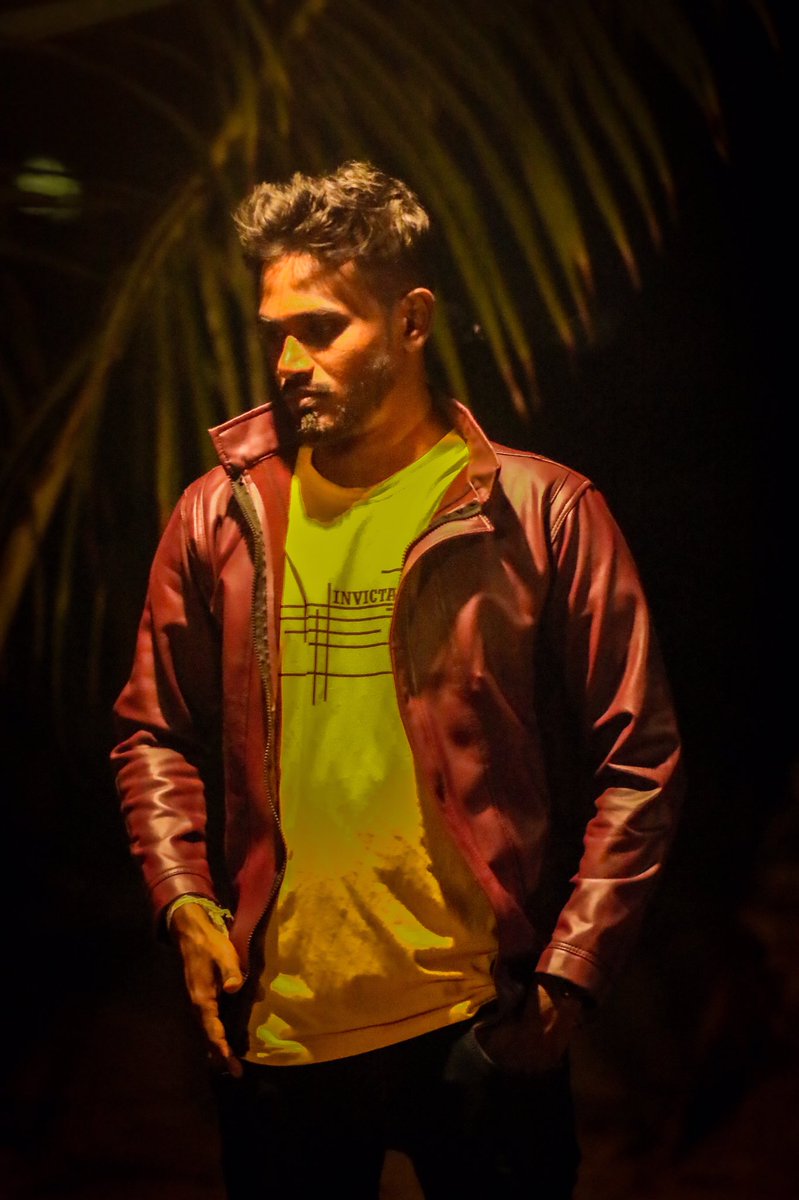 AsithMusick's tweet photo. Night Life 🖤 #asith #asithmusick #music #colombo #portcity #TrendingNow https://t.co/vvLzzF1Yf8