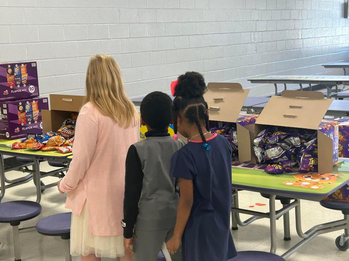 Elizabeth Lovelace tweet media