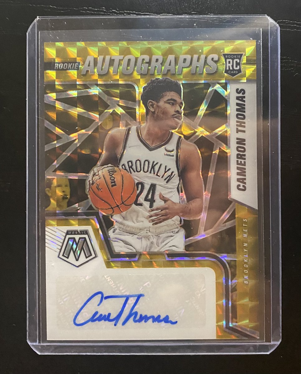 EmEyeKayEe616's tweet photo. @CardPurchaser This bad boy came in today. Now is this a sell now or hold? https://t.co/66tiE6AT0N