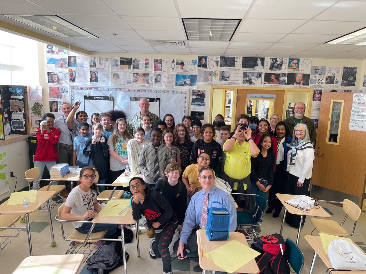 NPSchools_VA's tweet image. Congratulations to all of the @BlairClippers’ scholars who participated in the Vice Chairman of @thejointstaff Admiral Grady’s #VCJCSSTEMChallenge. 

Shout-out to the winning teams:
🥇AstroTechs🥈Corn Catchers &amp;amp; The Sergeant Navy Engineers🥉Colonel Corn 

#STEMisCool #WeAreNPS