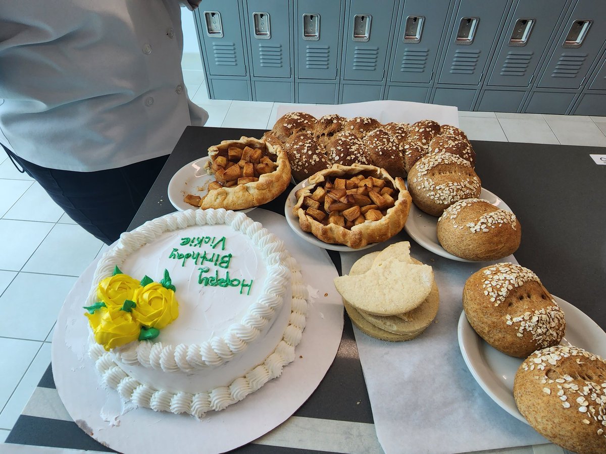 AliefCulinary's tweet photo. What a great day! The girls did such a great job.. Now we wait until next week for results  . https://t.co/DjVews0zoo
